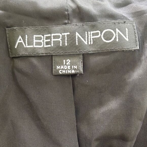 Albert Nipon size 12 black jacket, 100%cotton, and acrylic lining. 3 buttons dow - Picture 4 of 5